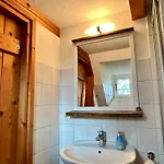 Reetdachhaus Fuer Erholsamen Familienurlaub By Interhome * Norderfriedrichskoog