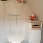 בית נופש Reetdachhaus Fuer Erholsamen Familienurlaub By Interhome *