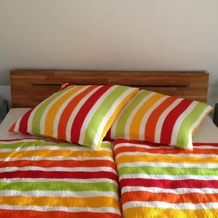 Casa vacanze Reetdachhaus Fuer Erholsamen Familienurlaub By Interhome
