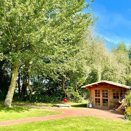 Reetdachhaus Fuer Erholsamen Familienurlaub By Interhome *