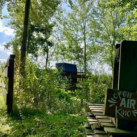 Reetdachhaus Fuer Erholsamen Familienurlaub By Interhome Norderfriedrichskoog